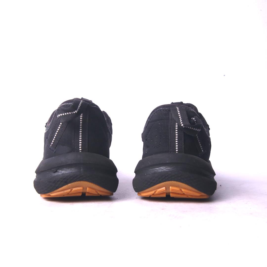 UNDER ARMOUR CHARGED VERSSERT 2