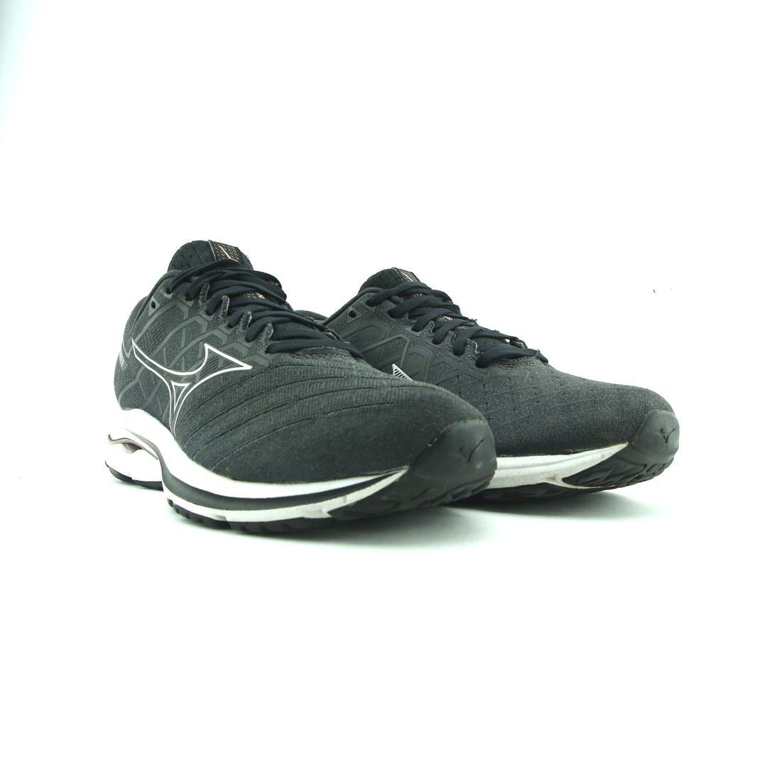 MIZUNO WAVE INSPIRE 18