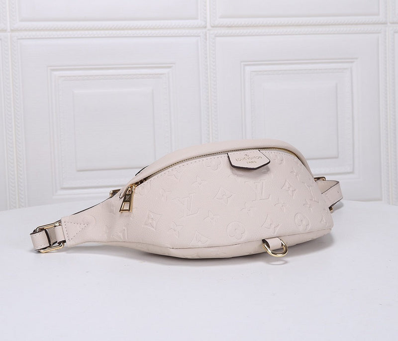 Fan Fashion Lu-Vi bags - 17816