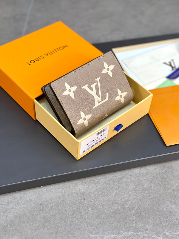 Glami-i LOV Wallets - 025