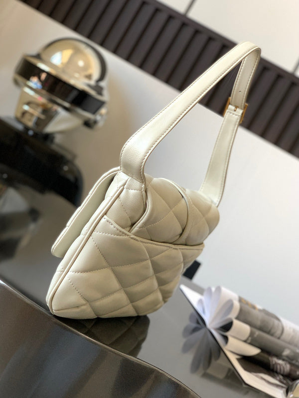 Amelia - YSL Bag - 3618