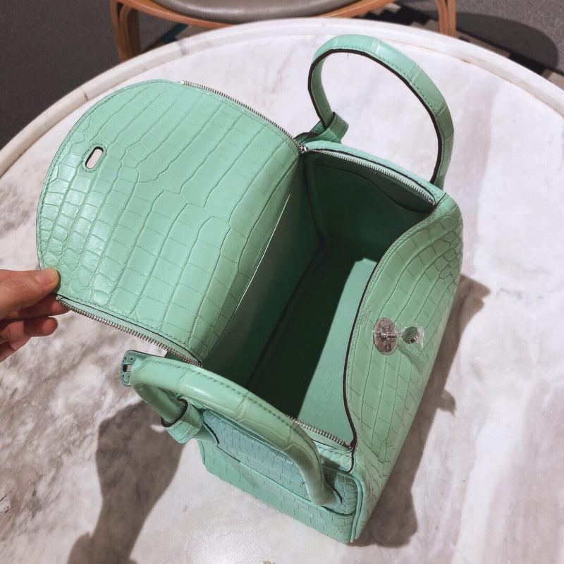 Amelia - HMS Bags - 1607