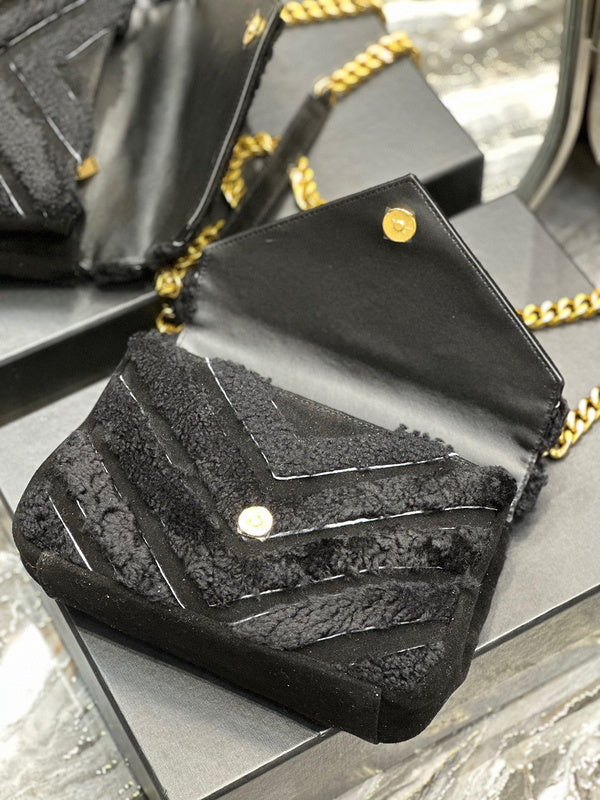 Amelia - YSL Bag - 3919