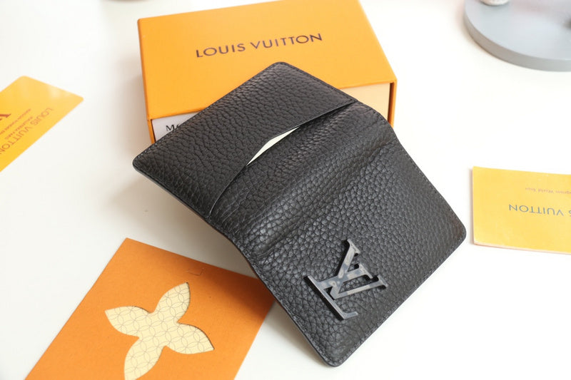 Fan Fashion Lu-Vi bags - 17597