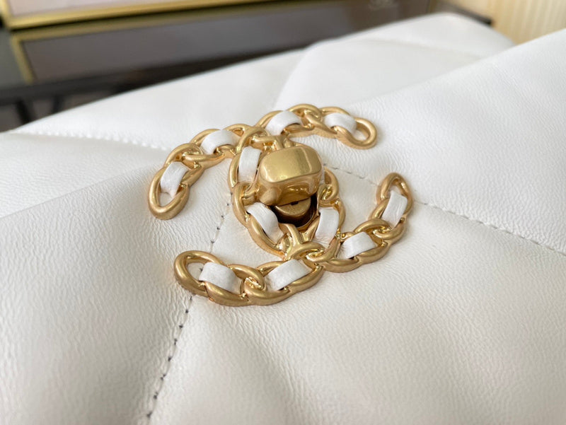 Wellow Bags - Chanel - Bags  - 773