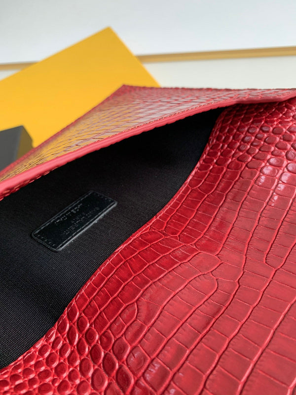 Amelia - YSL Bag - 3767