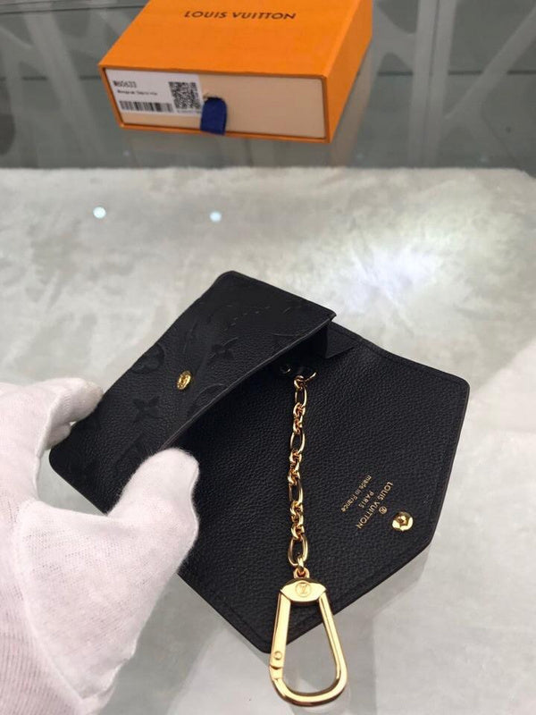 Fan Fashion Lu-Vi bags - 17861