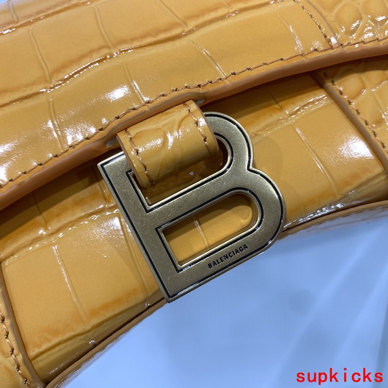Amelia- BG Hourglass Bags - 136