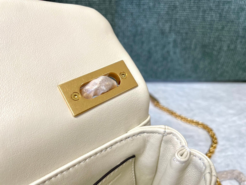 Amelia's Bag Gallery - VEL Bags - 584