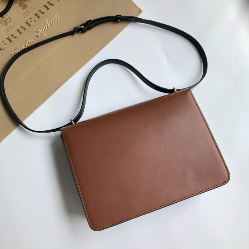 Burberry Bags - Bagsattire   457