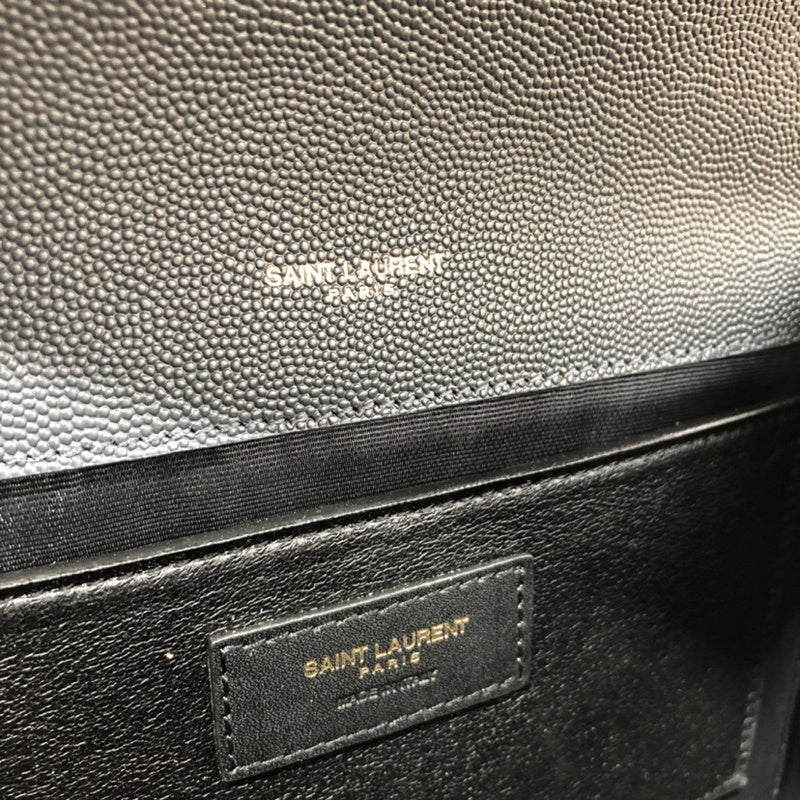 Amelia - YSL Bag - 4040