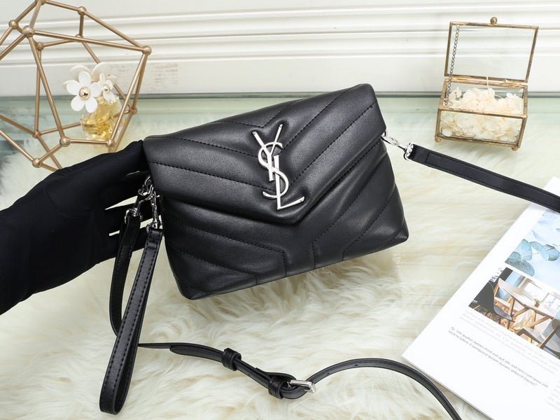 Amelia - YSL Bag - 3540