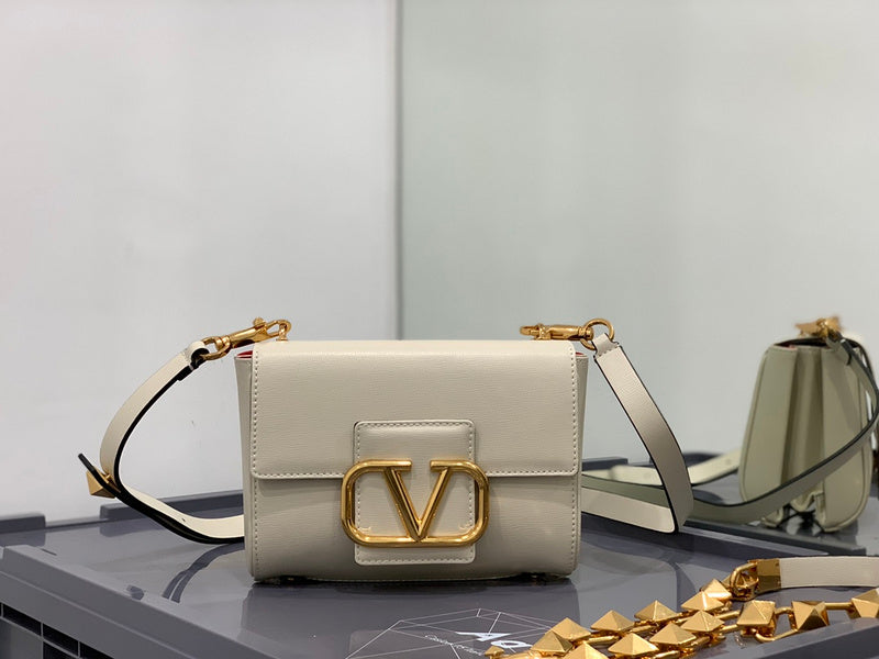 VAL LUXURY BAGS - FOR FASHION LOVERS  AFFORDABLE LUXURY BAGS- 1439