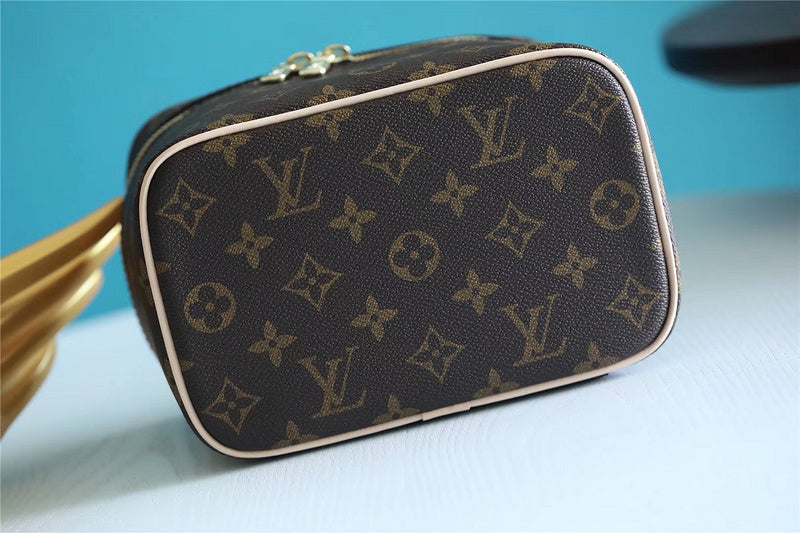 Fan Fashion Lu-Vi bags - 8002