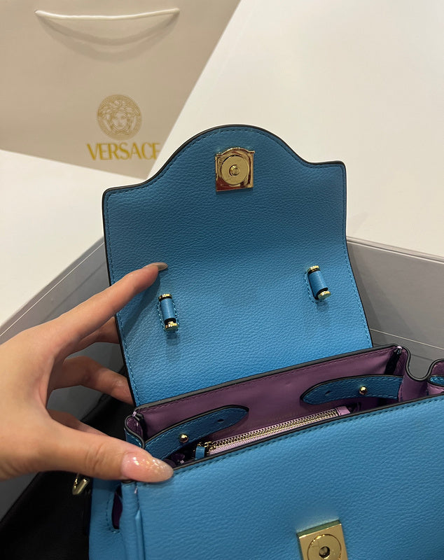 Amelia's Bag Gallery - VAR Bags - 154