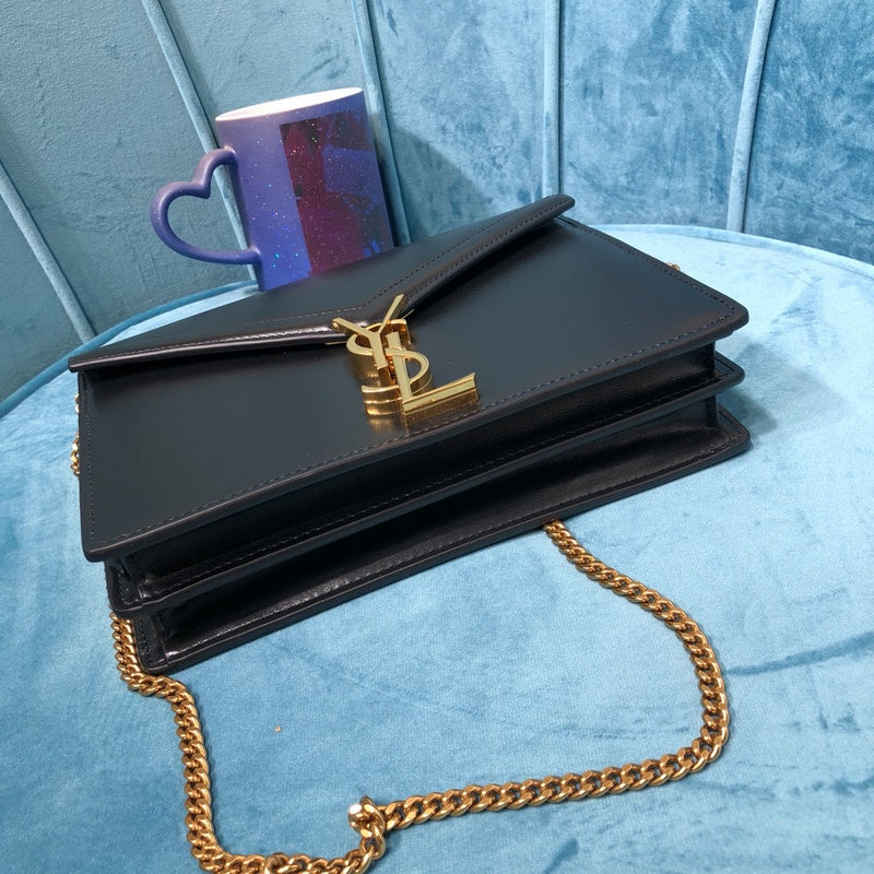 Amelia - YSL Bag - 2270