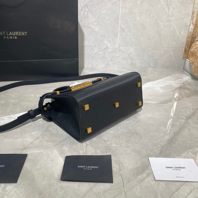 Amelia - YSL Bag - 4096