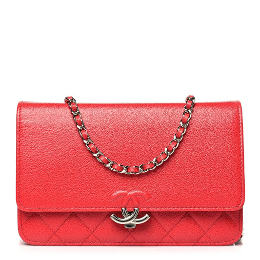 Amelia Grained Calfskin Quilted CC Box Wallet On Chain WOC Red