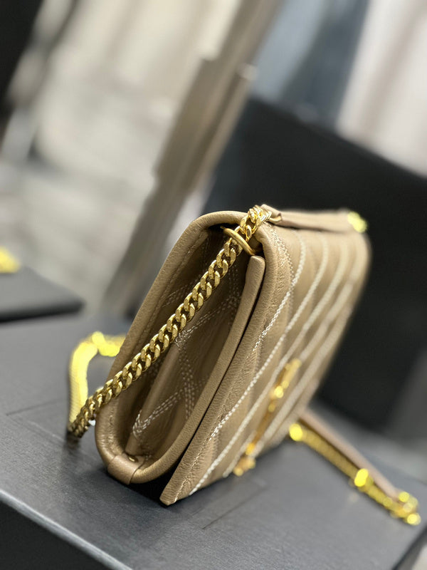Amelia - YSL Bag - 2465
