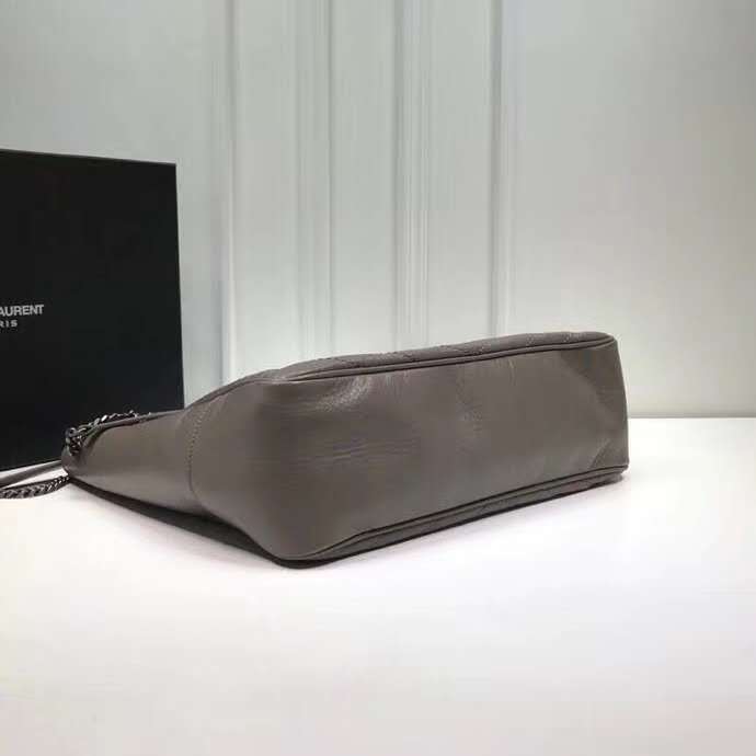 Amelia - YSL Bag - 2765