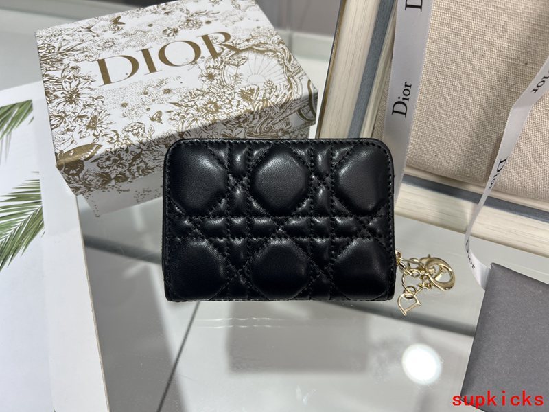 Amelia- - Mix Wallets - 150