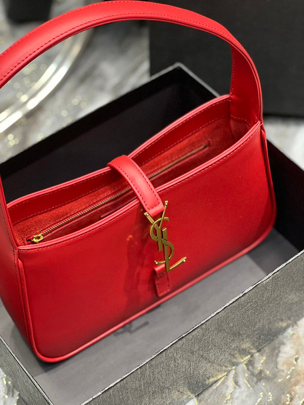 Amelia - YSL Bag - 2481