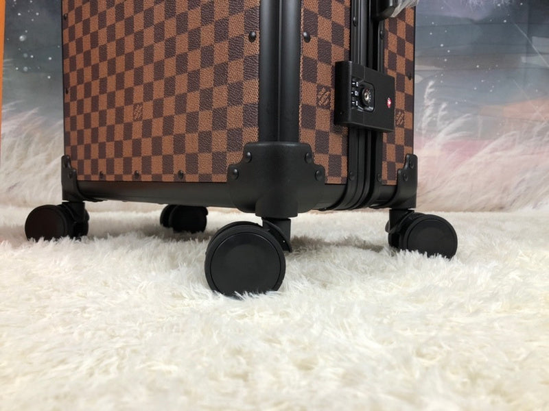 Fan Fashion Lu-Vi bags - 11403