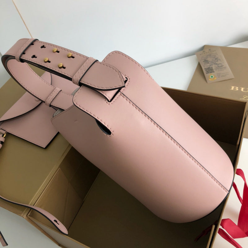 Burberry Bags - Bagsattire   340