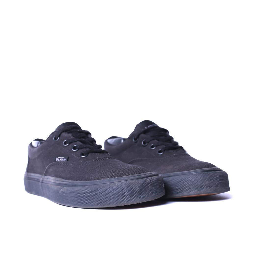 VANS AUTHENTIC