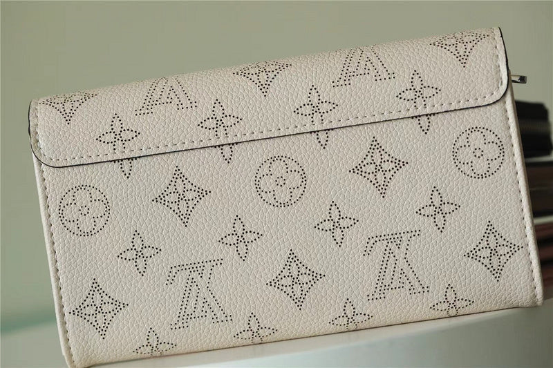 Fan Fashion Lu-Vi bags - 8761
