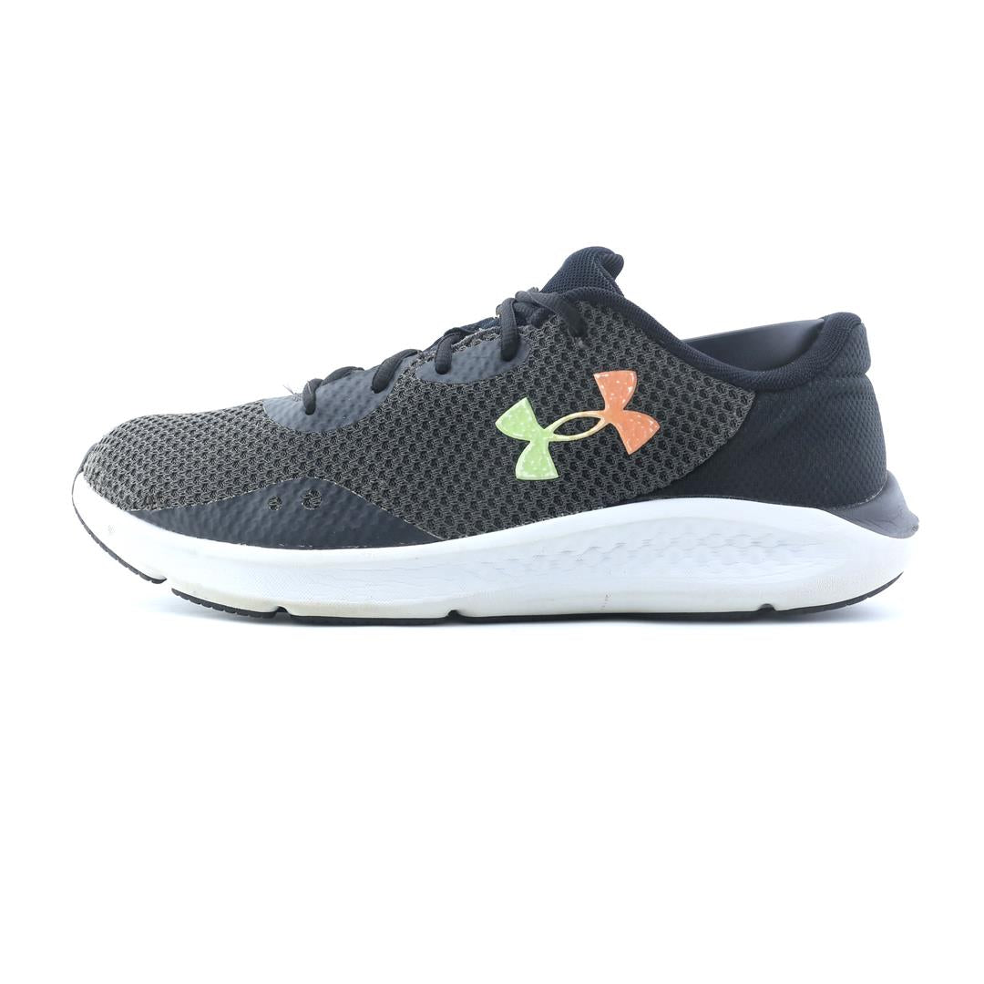 UNDER ARMOUR PURSUIT 3