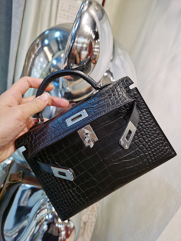 Amelia - HMS Bags - 1638