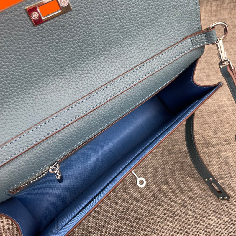 LO - HMS Luxury Bags - 504