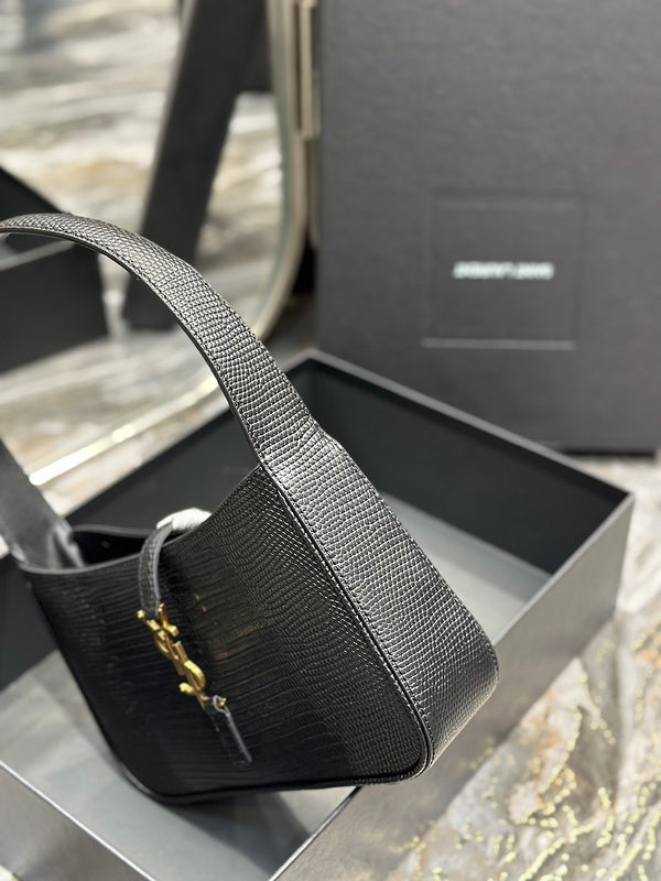 Amelia - YSL Bag - 2502
