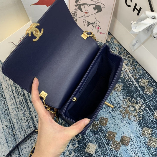 Amelia - CHL Bags - 1975