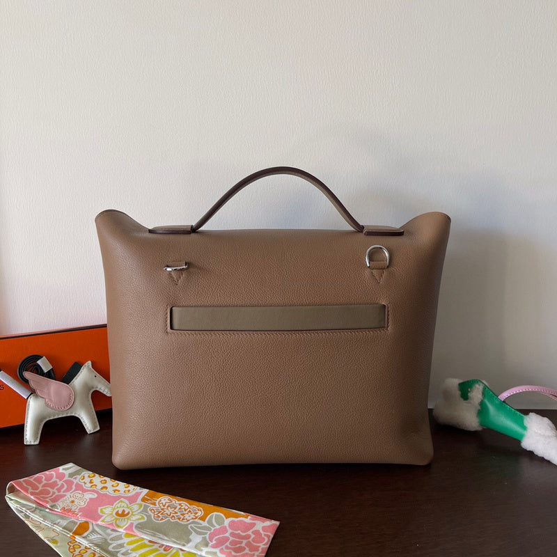 Amelia - HMS Bags - 1531