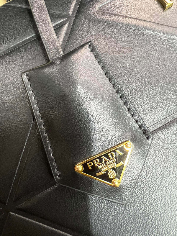 Amelia- PRDA  LUXURY BAGS - 1001