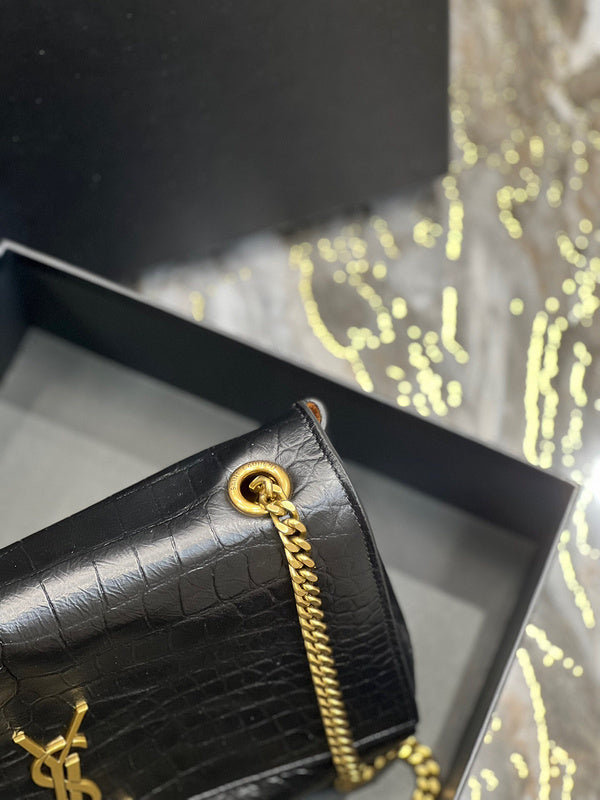 Amelia - YSL Bag - 3782