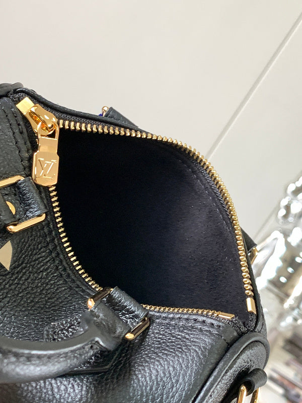 Amelia's Bag Gallery - LOV Bags - 1315