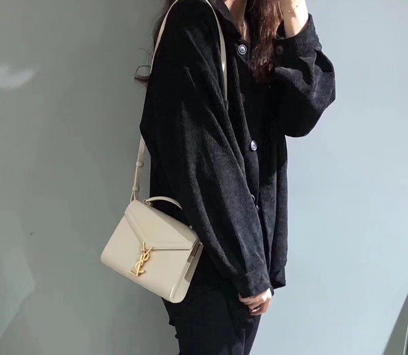 Amelia - YSL Bag - 3745
