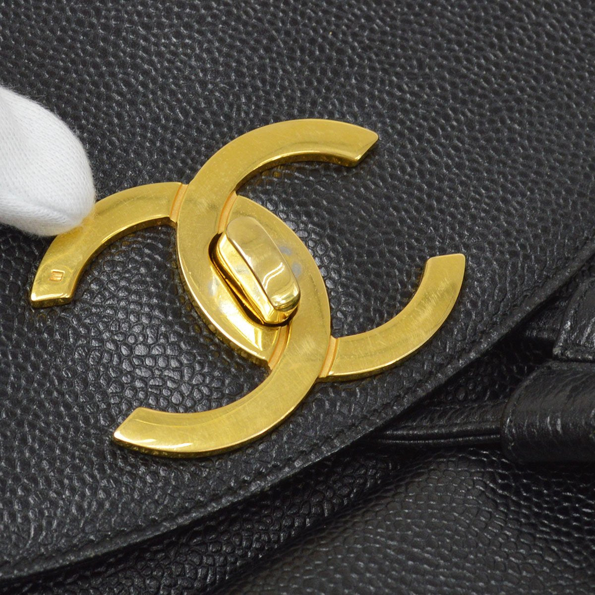 CHANEL 1994-1996 Chain Backpack Bag Black Caviar Skin ao29053