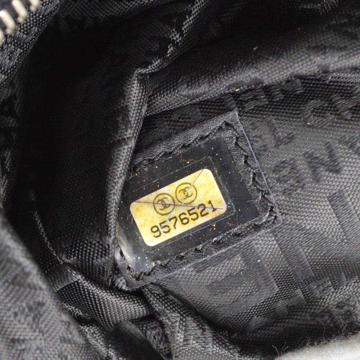 CHANEL 2004-2005 Black Caviar Perforated Handbag ao30862