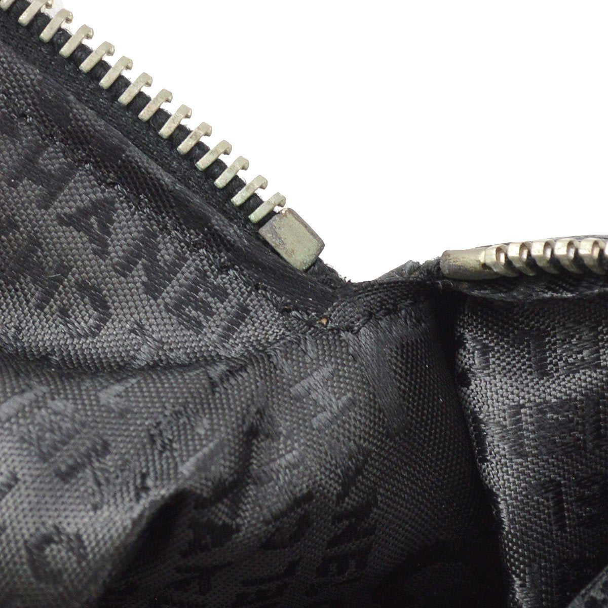 CHANEL 2004-2005 Black Caviar Perforated Handbag ao30862