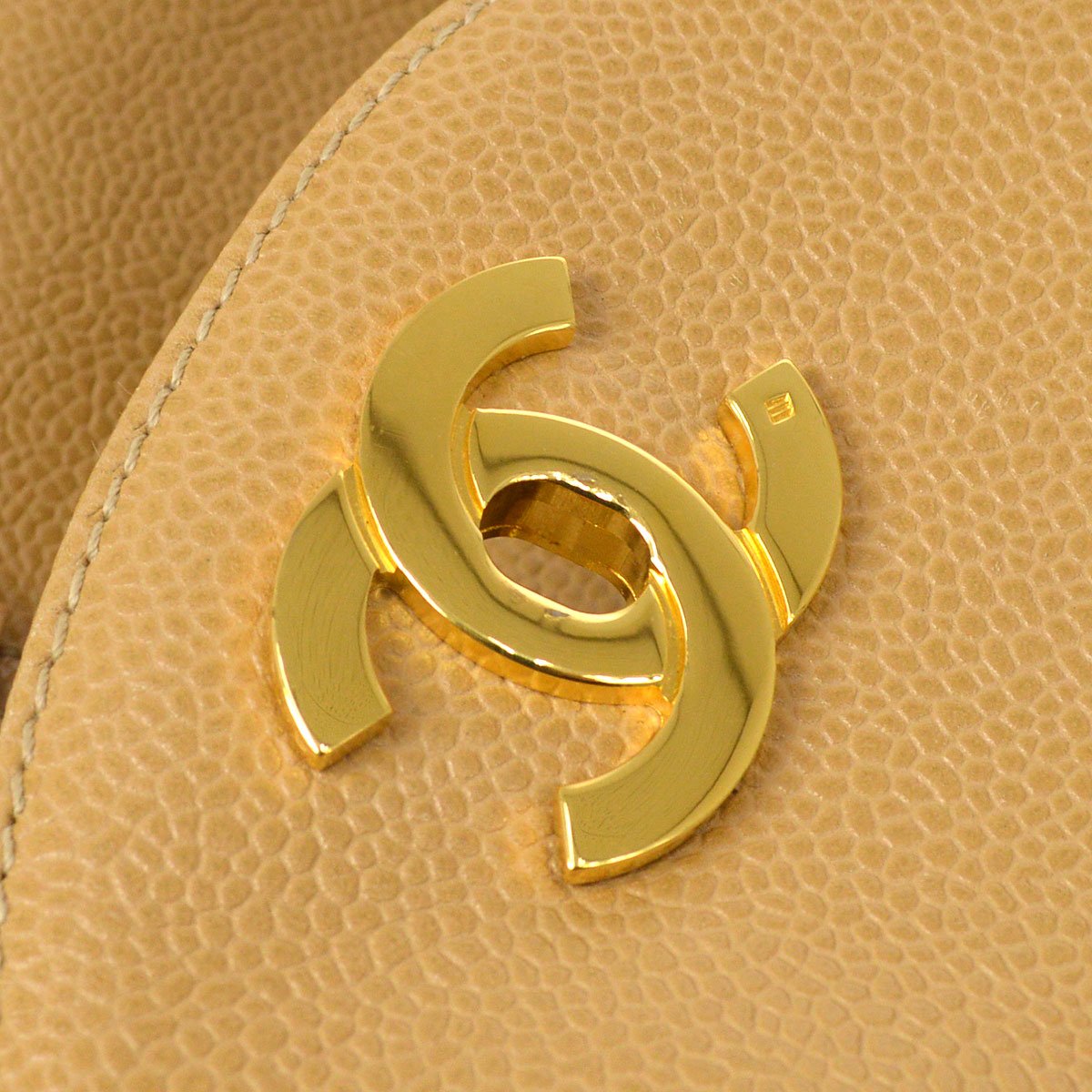 CHANEL 1994-1996 Beige Caviar Triple CCs Backpack ao33100