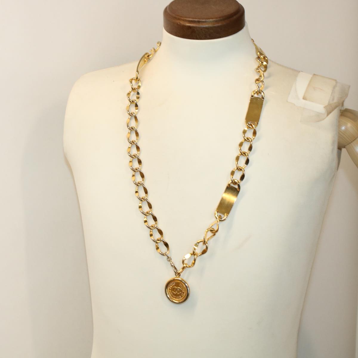 CHANEL Belt metal 35.4" Gold CC   ar9720B