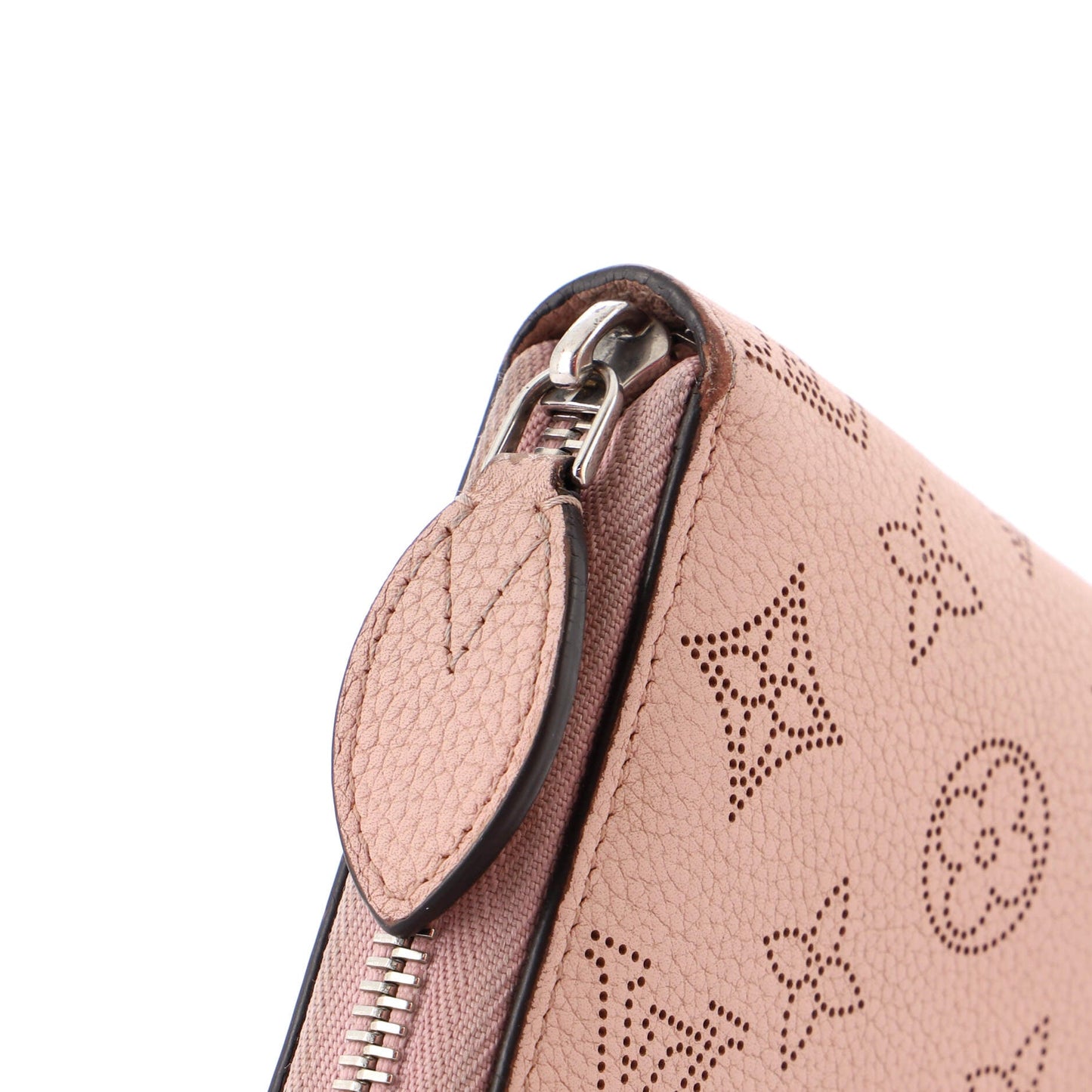 Louis Vuitton Zippy Wallet Mahina