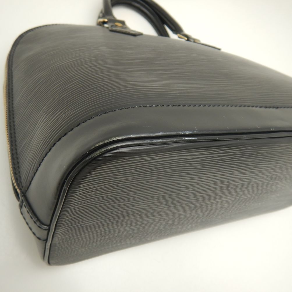 Louis Vuitton Epi Handbag Alma