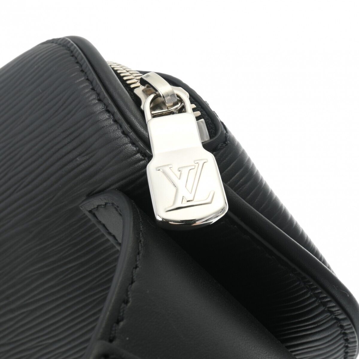 Louis Vuitton Epi Bumback Lv Circle Noir