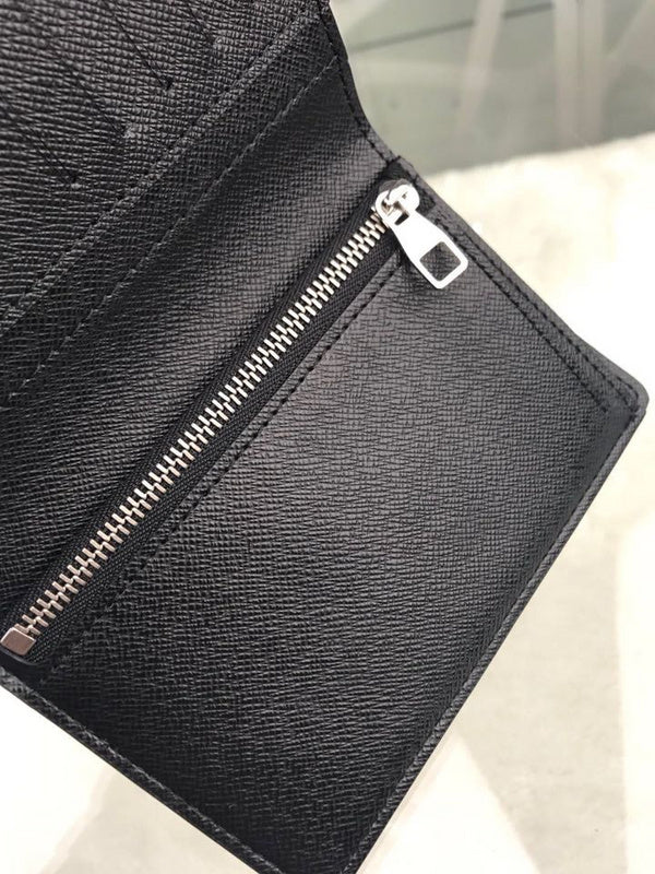 Fan Fashion Lu-Vi bags - 17450