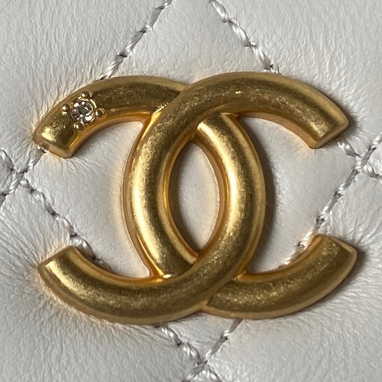 Wellow Bags - Chanel - Bags  - 219